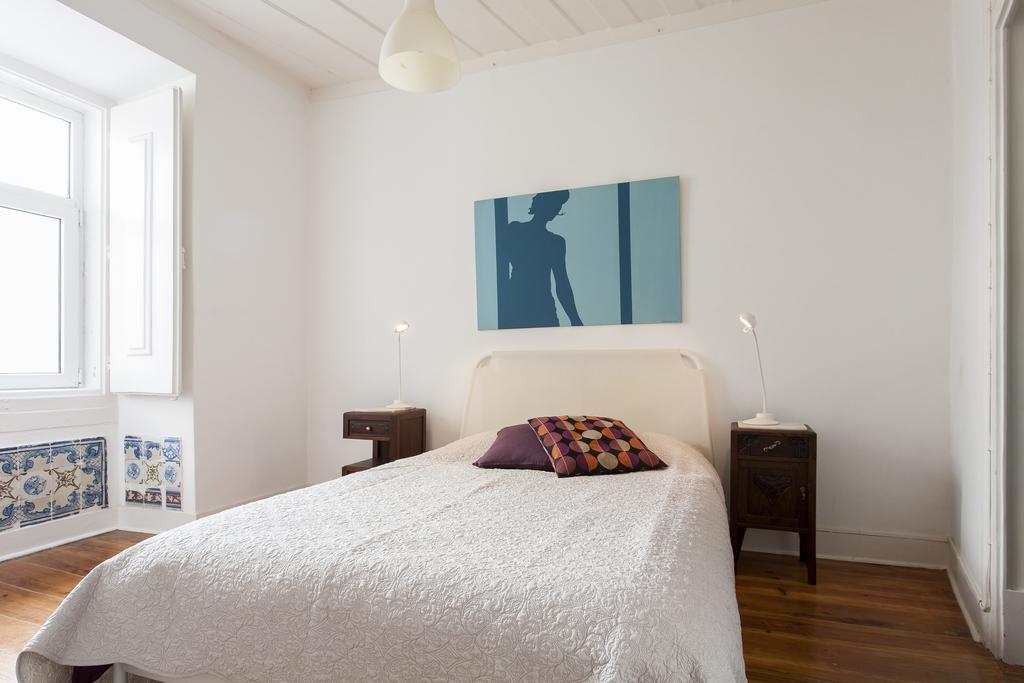 Joivy Classic 3br With Workspace In Chiado, 2mins From Baixa-chiado Subway Apartamento *