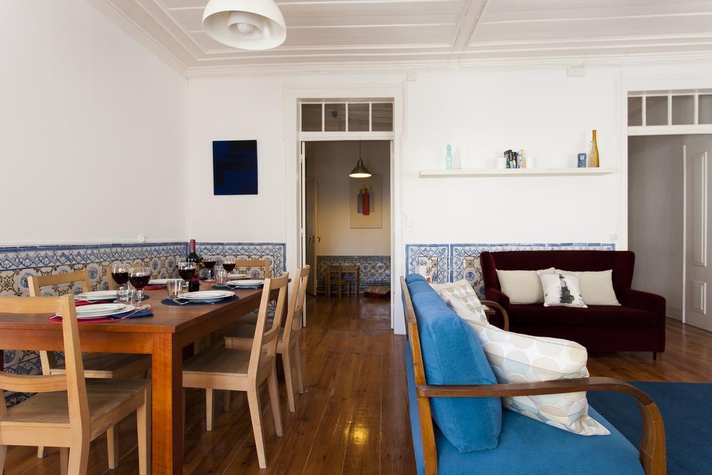 Apartamento Joivy Classic 3br With Workspace In Chiado, 2mins From Baixa-chiado Subway Lisboa