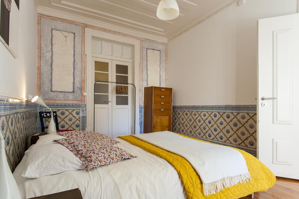 Joivy Classic 3br With Workspace In Chiado, 2mins From Baixa-chiado Subway *