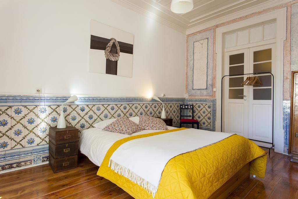 Joivy Classic 3br With Workspace In Chiado, 2mins From Baixa-chiado Subway Apartamento *